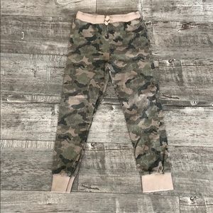 Kids size 5T pants